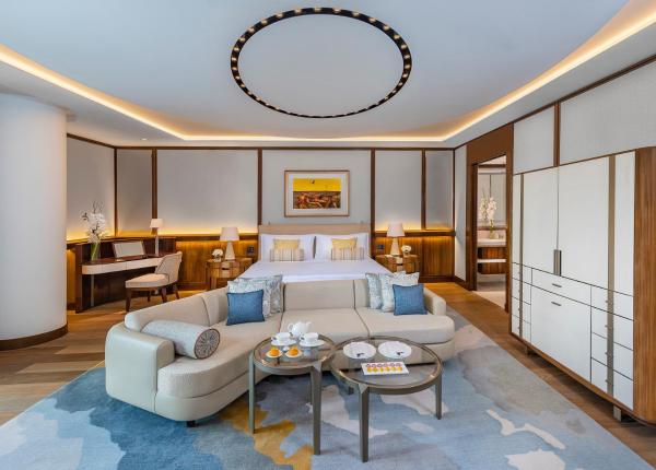 Deluxe Room King